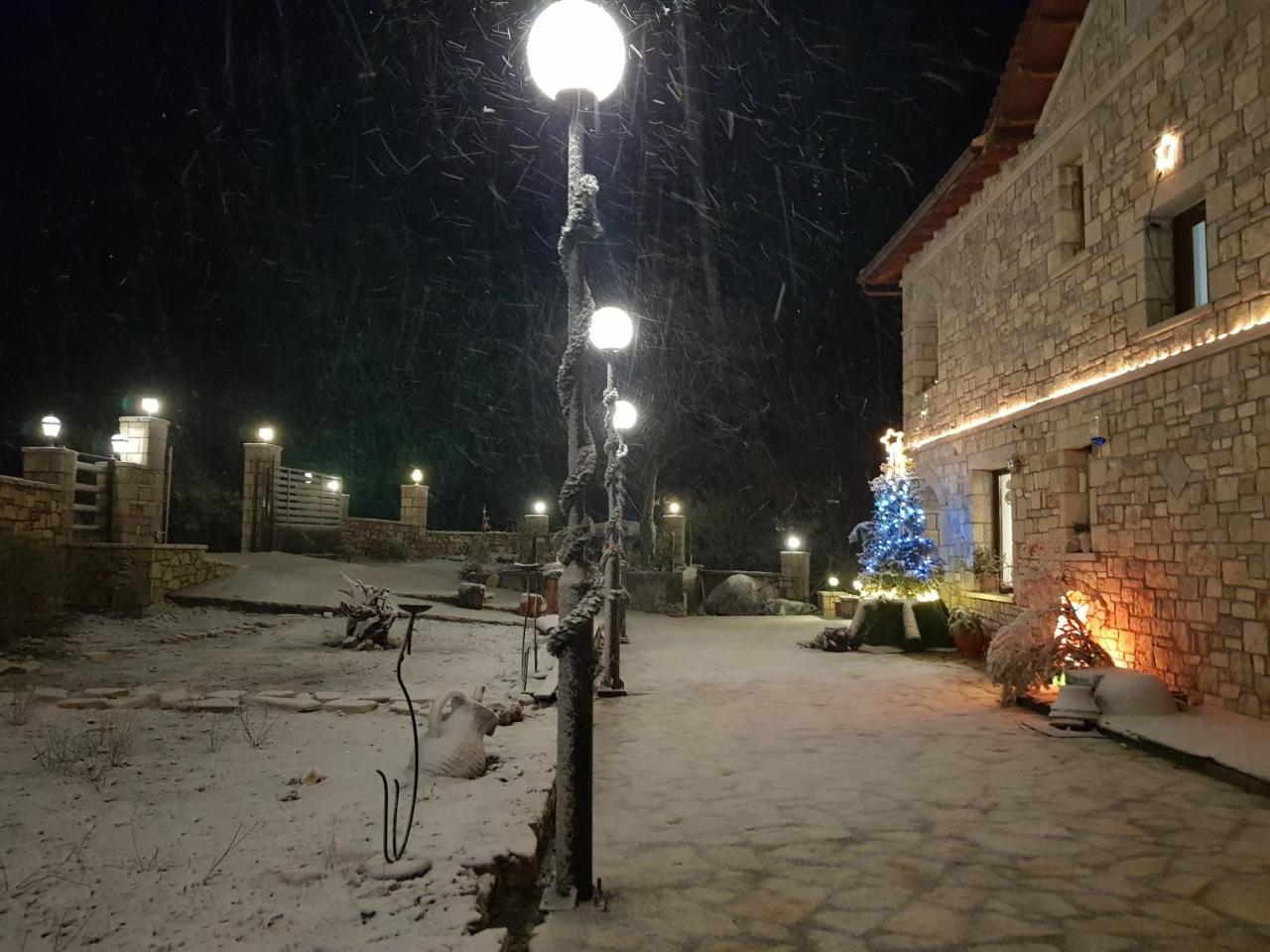 Petra & Elato Art Hotel Valtessiniko Exterior foto
